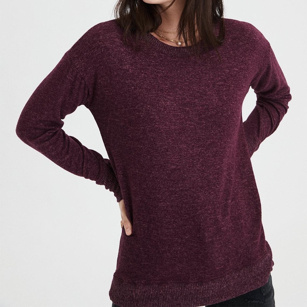 Soft American eagle sweater